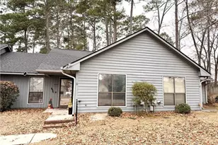 2105 Wexford Oaks Ct, Fayetteville, NC 28303 - Photo 1