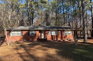 511 Sherman Dr, Fayetteville, NC 28301 - Photo 1