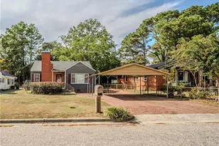111 E McNeill Dr, Red Springs, NC 28377 - Photo 1