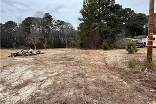 2558 Elcar Dr, Fayetteville, NC 28306 - Photo 1