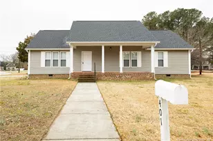 401 W Brocklyn St, Benson, NC 27504 - Photo 1