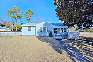 5200 Spruce Dr, Fayetteville, NC 28304 - Photo 1