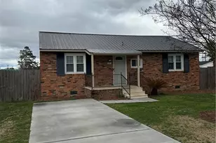 205 Morrison St, Pembroke, NC 28372 - Photo 1