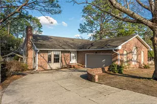 1701 Purdue Dr, Fayetteville, NC 28304 - Photo 1