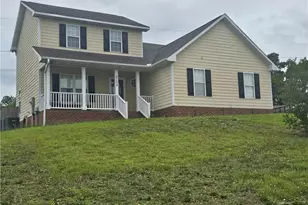 5708 Spreading Branch Rd Rd, Hope Mills, NC 28348 - Photo 1