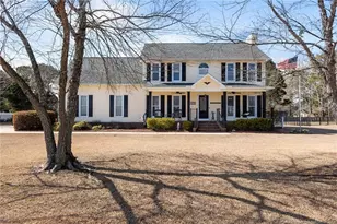 8522 Congressional Ave, Hope Mills, NC 28348 - Photo 1