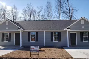2402 7th Street Rd, Lumberton, NC 28358 - Photo 1