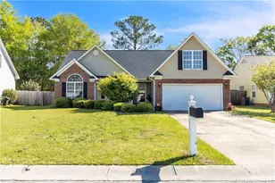 4223 Pete Warner Ct, Hope Mills, NC 28348 - Photo 1