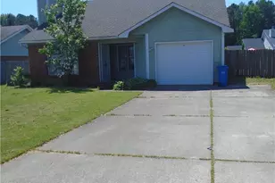 5595 Quietwood Pl, Fayetteville, NC 28304 - Photo 1