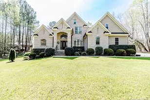 172 Canyon Creek Dr, Sanford, NC 27330 - Photo 1