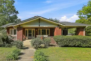 205 N Gulf St, Sanford, NC 27330 - Photo 1