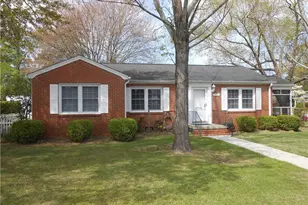2705 N Rowland Ave, Lumberton, NC 28358 - Photo 1