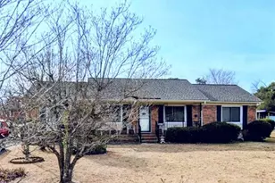 843 Bedrock Dr, Fayetteville, NC 28303 - Photo 1