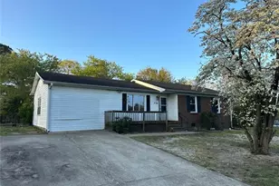 864 Durwood Dr, Fayetteville, NC 28311 - Photo 1