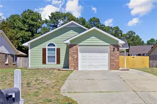 5772 Pepperbush Dr, Fayetteville, NC 28304 - Photo 1