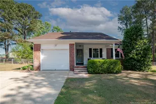 1121 Butterwood Cir, Fayetteville, NC 28314 - Photo 1
