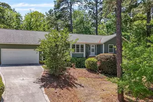 541 Hilliard Dr, Fayetteville, NC 28311 - Photo 1