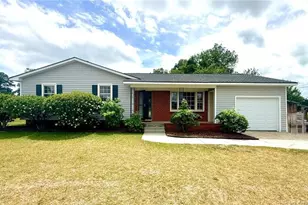832 Fresno Dr, Fayetteville, NC 28303 - Photo 1