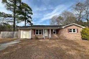 3718 Pioneer Dr, Hope Mills, NC 28348 - Photo 1