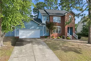 712 Connaly Dr, Hope Mills, NC 28348 - Photo 1
