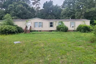 881 Precision Ct, Hope Mills, NC 28348 - Photo 1