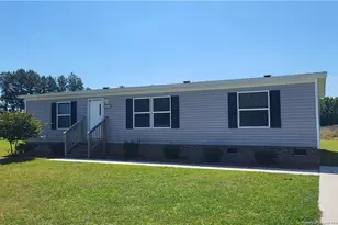 262 Burns Rd, Lumberton, NC 28358 - Photo 1