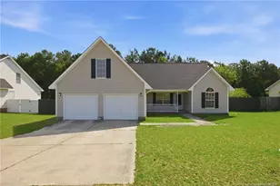 120 Somerset Dr, Raeford, NC 28376 - Photo 1