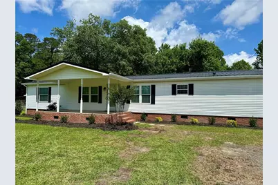 142 Phillips Drive, Lumberton, NC 28358 - Photo 1