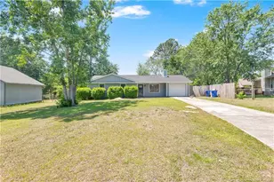 102 Bruce Ln, Spring Lake, NC 28390 - Photo 1