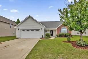 154 Audubon Dr, Raeford, NC 28376 - Photo 1