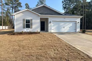 186 Dawn Run, Raeford, NC 28376 - Photo 1