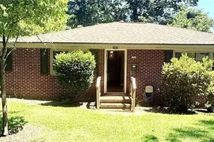1914 Cherokee Dr, Fayetteville, NC 28303 - Photo 1