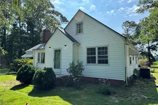 2737 Ward Store Rd, Fairmont, NC 28340 - Photo 1