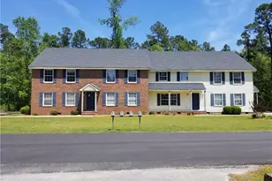 2401 Oak St, Lumberton, NC 28358 - Photo 1