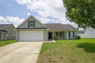 196 Lochwood Dr, Raeford, NC 28376 - Photo 1