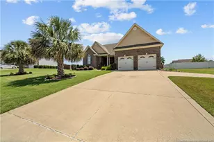 605 Oakridge Dr, Raeford, NC 28376 - Photo 1