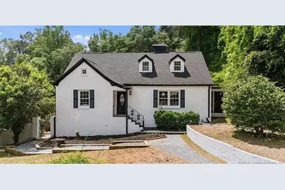 905 Riverside Boulevard, Lumberton, NC 28358 - Photo 1
