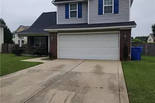 5716 Scarecrow Ct, Fayetteville, NC 28314 - Photo 1