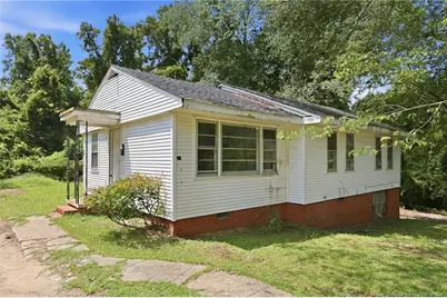 319 Stuart Avenue, Fayetteville, NC 28301 - Photo 1