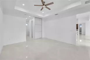 1717 NW 2nd St, Cape Coral, FL 33993 - Photo 17