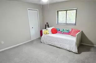 933 SW Santa Barbara Pl, Cape Coral, FL 33991 - Photo 25