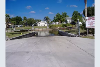 4920 Gulfgate Ln, Saint James City, FL 33956 - Photo 33