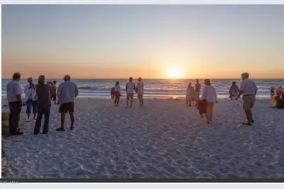 72 7th St S #112, Naples, FL 34102 - Photo 27