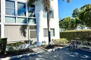 72 7th St S, Naples, FL 34102 - Photo 21