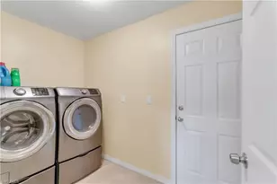 109 NW 14th St, Cape Coral, FL 33993 - Photo 15