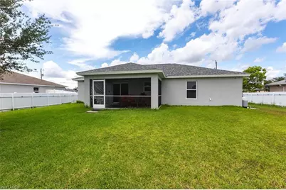 3909 NE 16th Ave, Cape Coral, FL 33909 - Photo 9