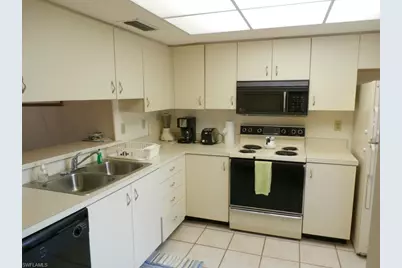 11300 Caravel Cir #210, Fort Myers, FL 33908 - Photo 11