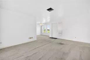 1216 SE 27th St, Cape Coral, FL 33904 - Photo 11