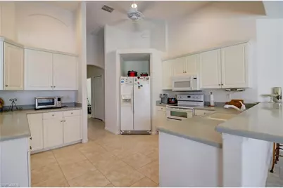 2216 SW 43rd Ln, Cape Coral, FL 33914 - Photo 31