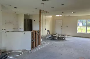 2254 Crystal Dr, Fort Myers, FL 33907 - Photo 13